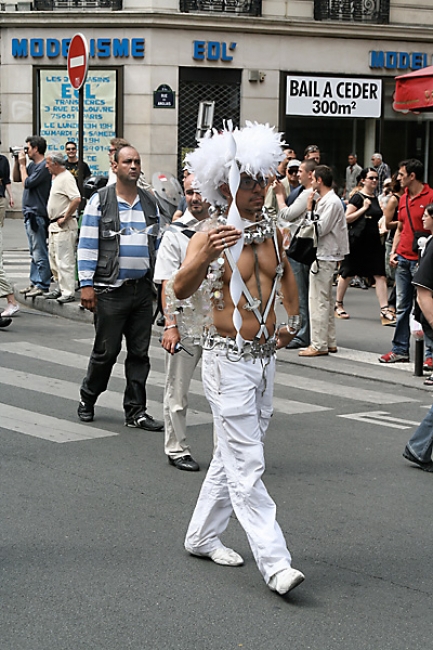 GayPrideParis2006-002