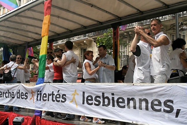 GayPrideParis2006-005