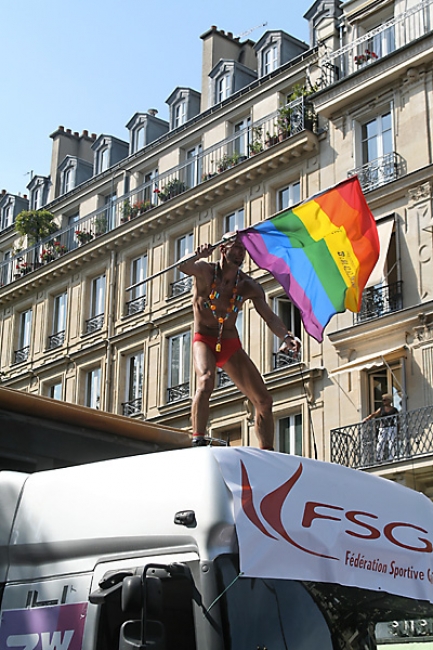 GayPrideParis2006-102