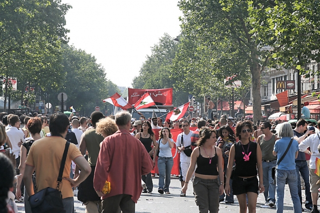 GayPrideParis2006-124