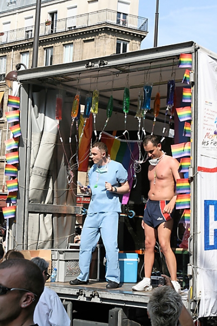 GayPrideParis2006-143