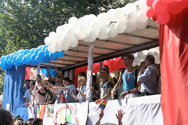 GayPrideParis2006-144