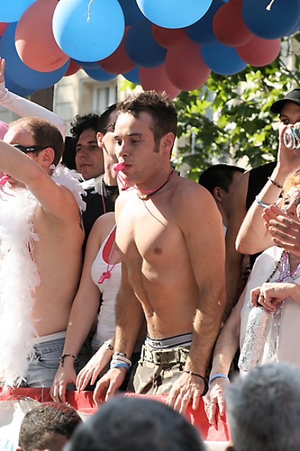 GayPrideParis2006-157