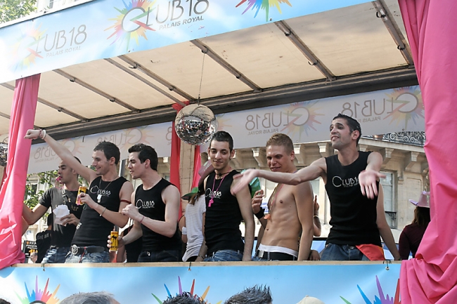GayPrideParis2006-185