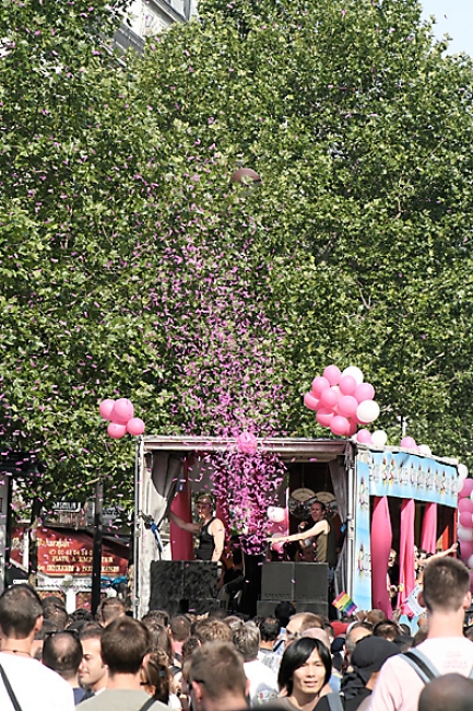 GayPrideParis2006-193