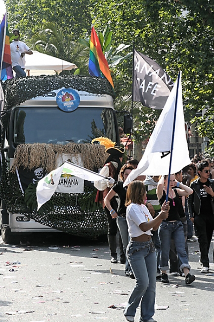 GayPrideParis2006-200