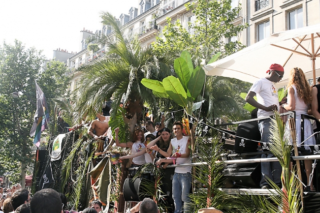 GayPrideParis2006-202