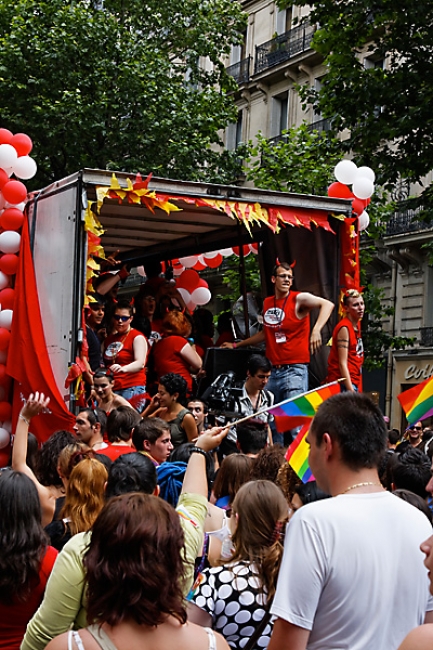 Gay-Pride-Paris-2008-004
