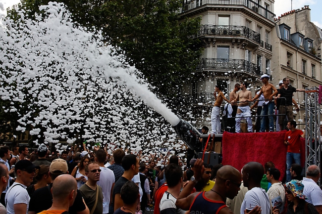 Gay-Pride-Paris-2008-212