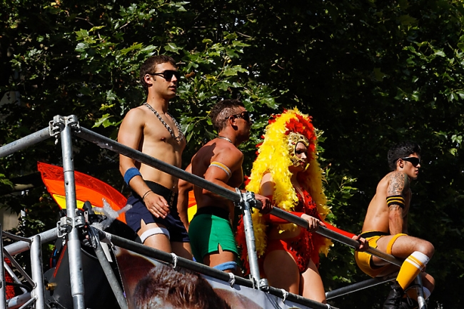 Gay-Pride-Paris-2008-219