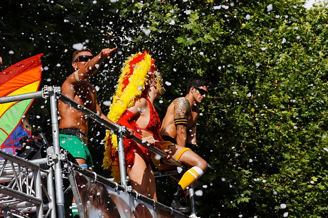 Gay-Pride-Paris-2008-220