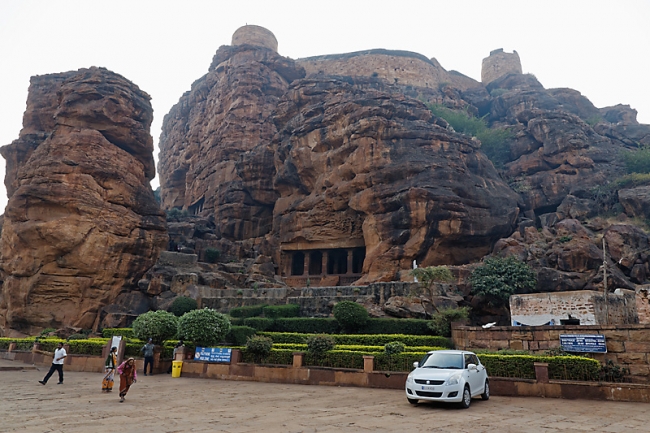 Badami-001