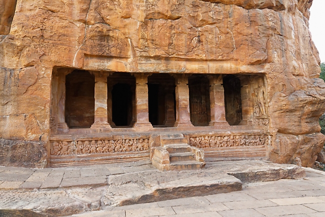 Badami-033
