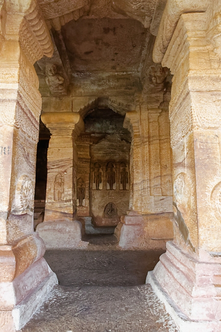Badami-081