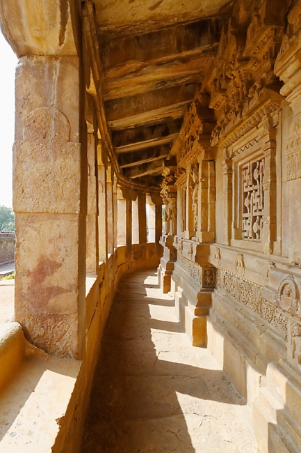 Aihole-023