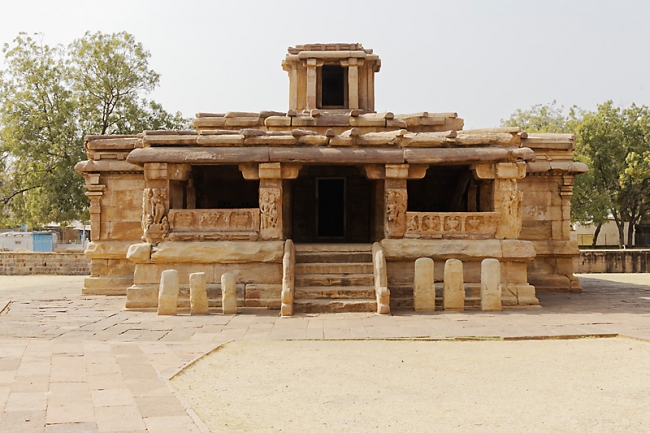 Aihole-059