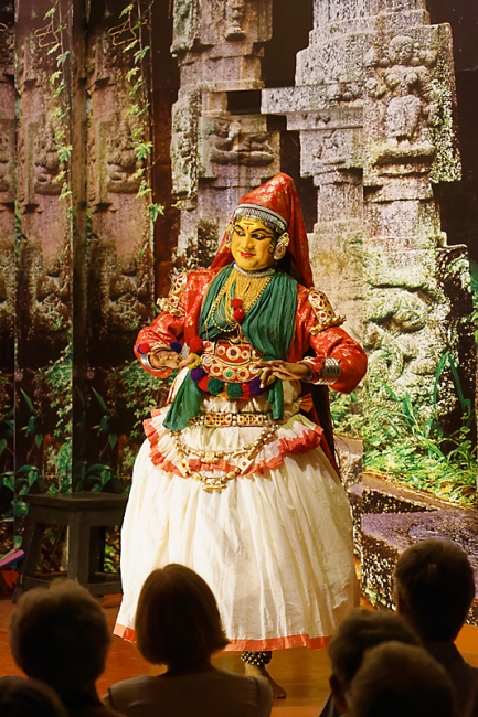 Cochin-Kathakali-010