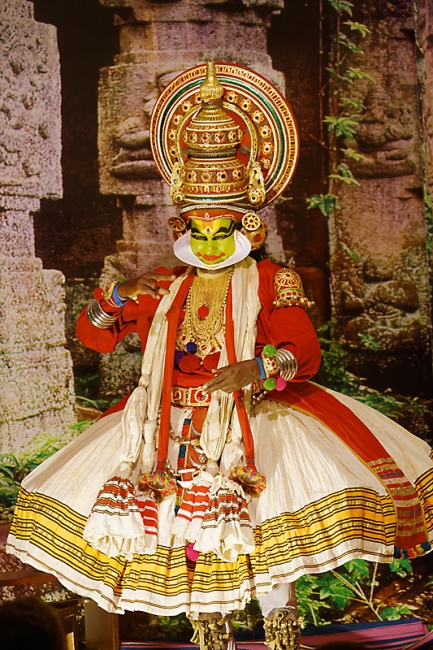 Cochin-Kathakali-019