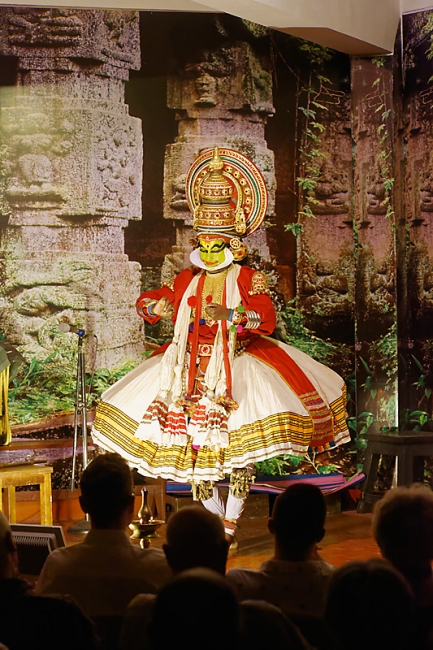 Cochin-Kathakali-026