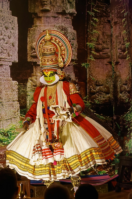 Cochin-Kathakali-035