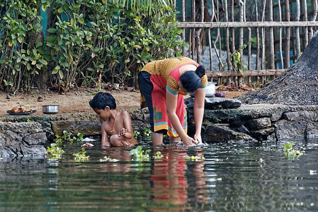 Backwaters-063