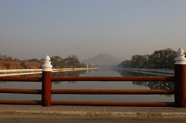 Mandalay-divers-012