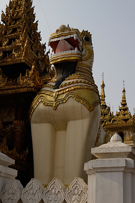 Yangon-Shwedagon-002