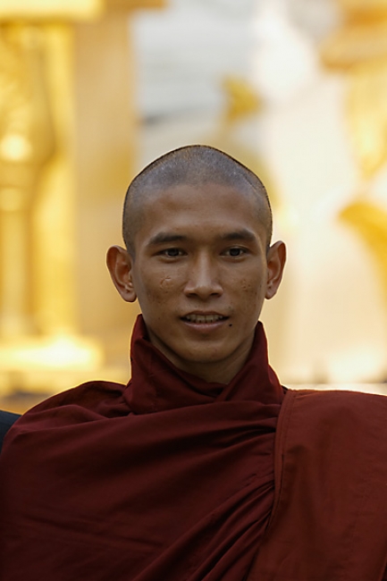 Yangon-Shwedagon-055