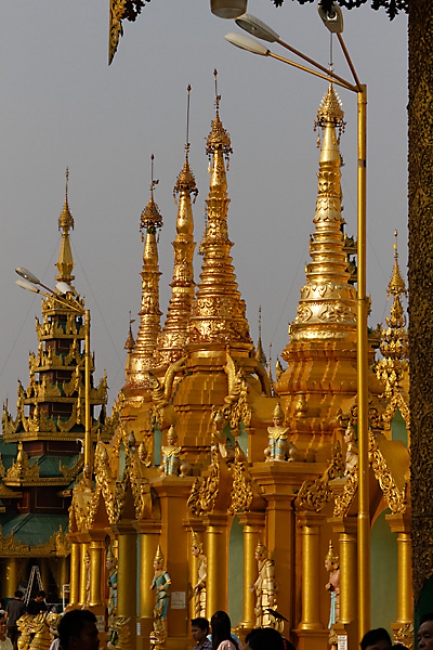 Yangon-Shwedagon-059