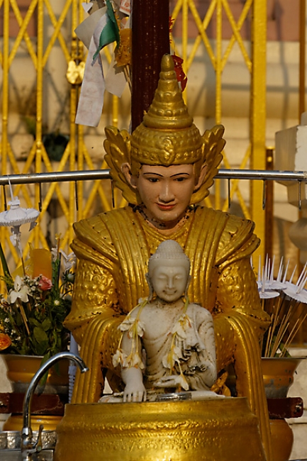 Yangon-Shwedagon-064