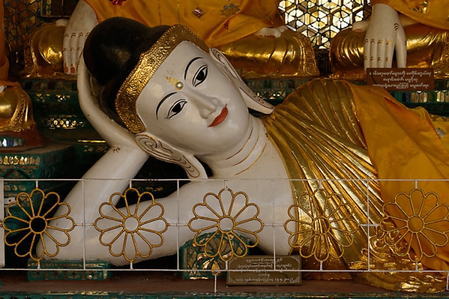 Yangon-Shwedagon-066