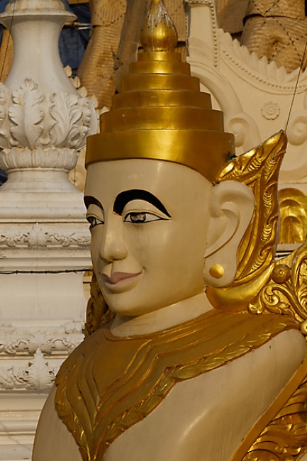 Yangon-Shwedagon-070