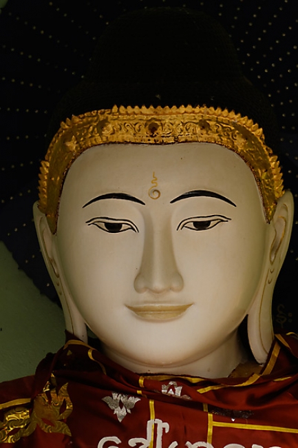 Yangon-Shwedagon-087