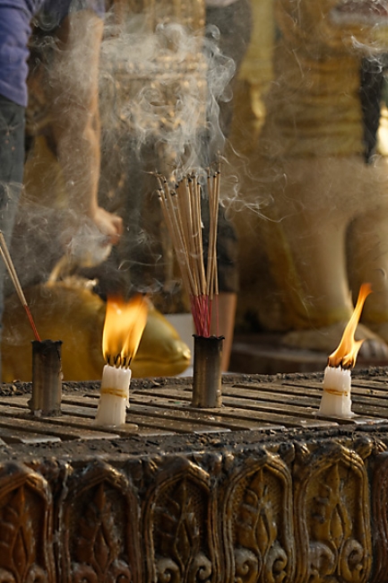 Yangon-Shwedagon-105