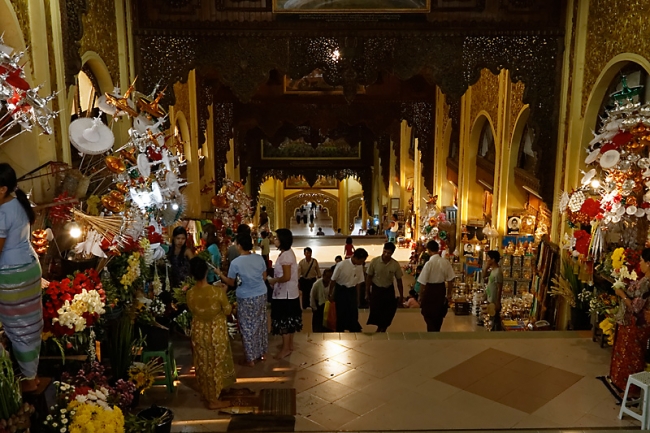 Yangon-Shwedagon-144