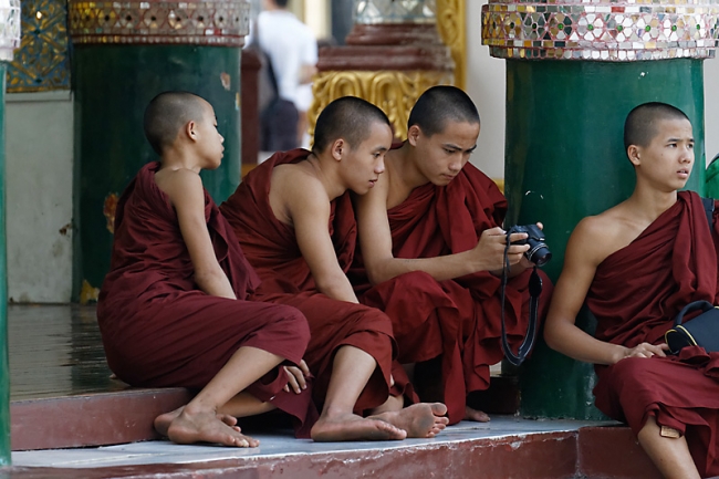 Yangon-Shwedagon-208