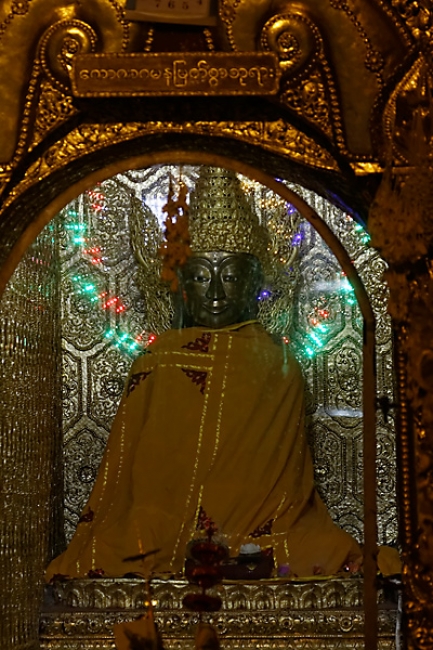 Yangon-Shwedagon-215