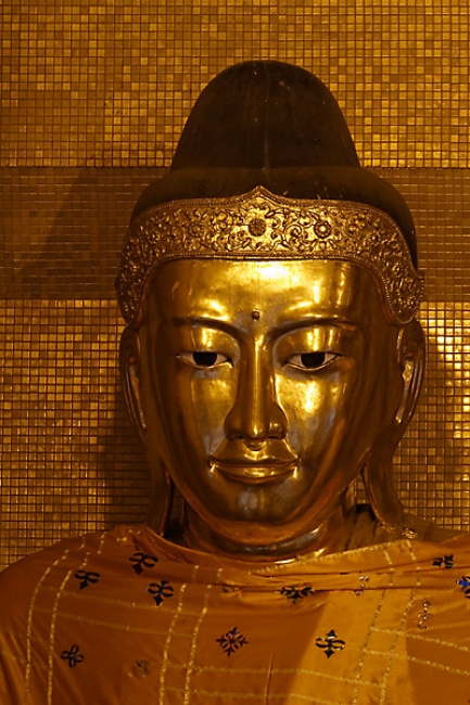 Yangon-Shwedagon-220