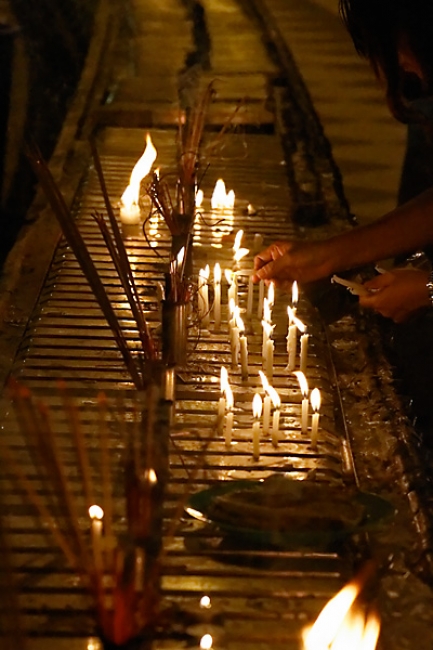 Yangon-Shwedagon-240