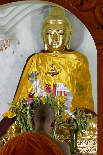 Yangon-Shwedagon-258