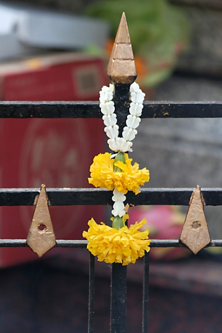 04-Bangkok-Erawan-Shrine-010